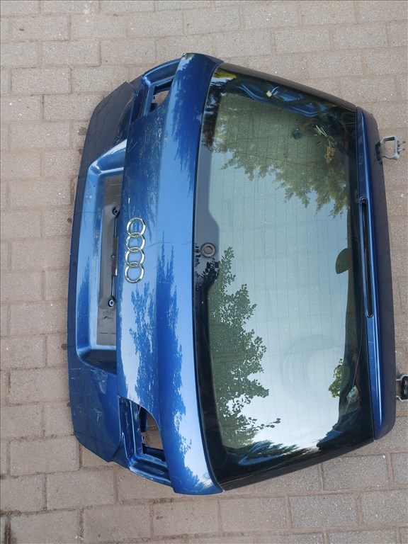 Audi A4 (B7) avant, kombi csomagtérajtó. 2. kép