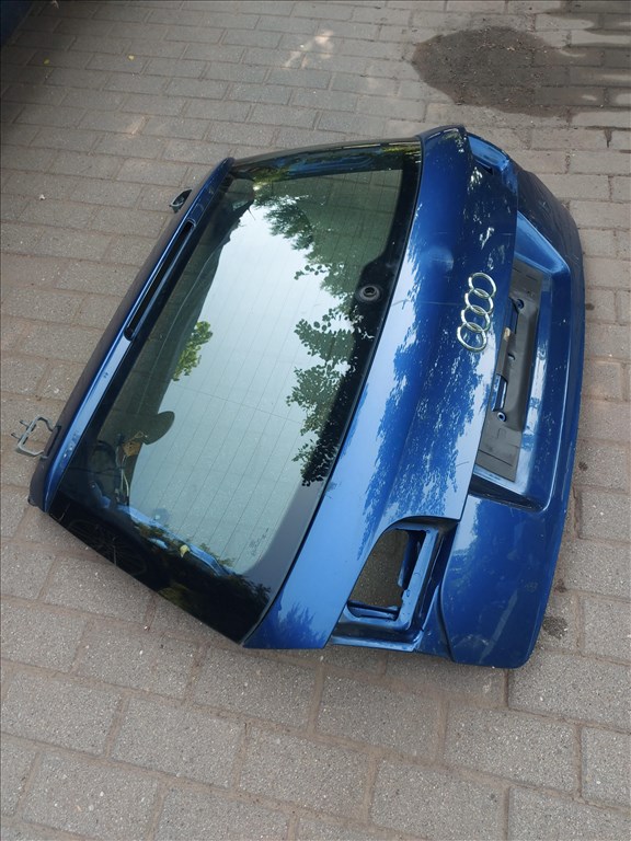 Audi A4 (B7) avant, kombi csomagtérajtó. 3. kép