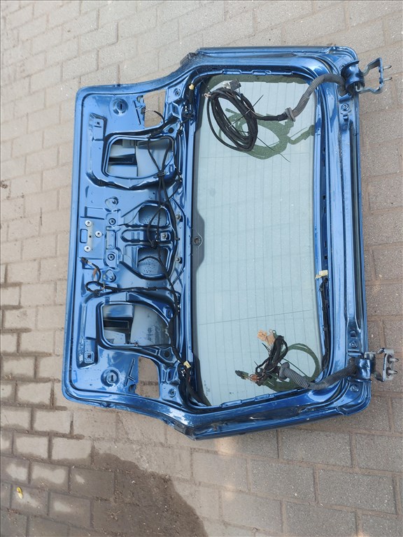 Audi A4 (B7) avant, kombi csomagtérajtó. 4. kép