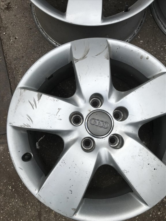 Audi A6 (C5 - 4B) felni szett 3. kép