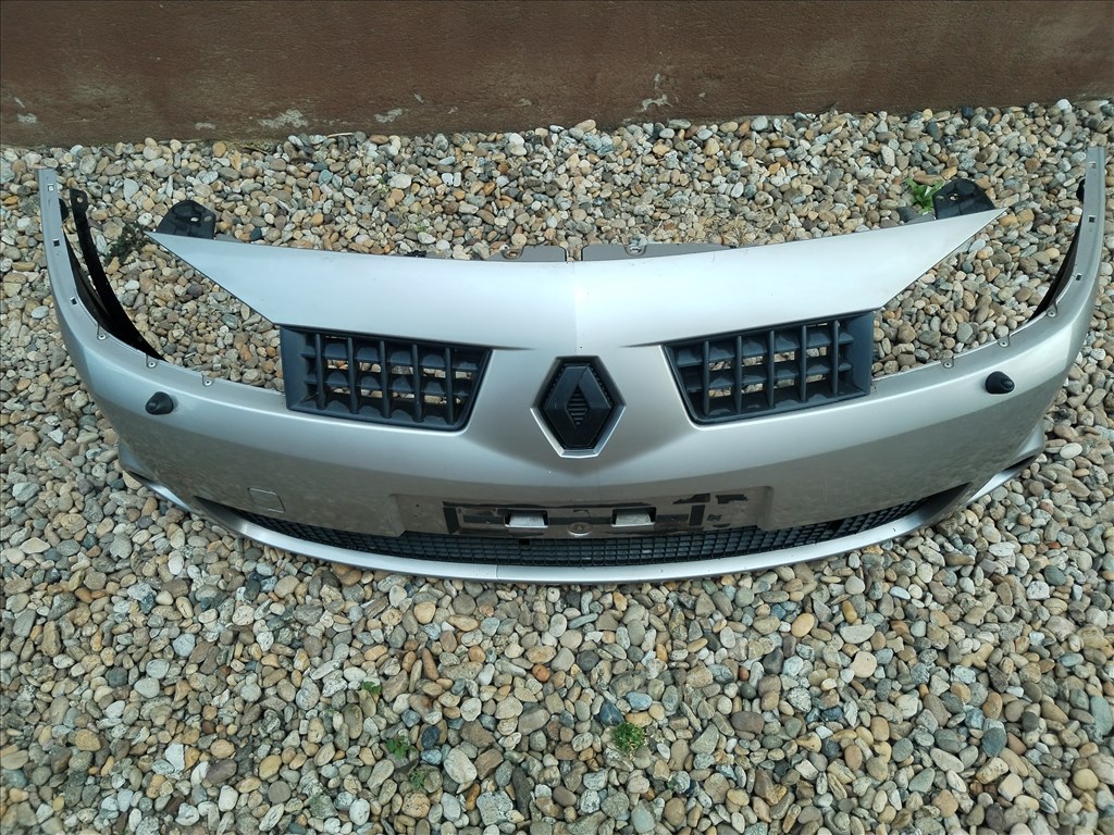 Renault Megane Rs komplett első lökhárító  3. kép
