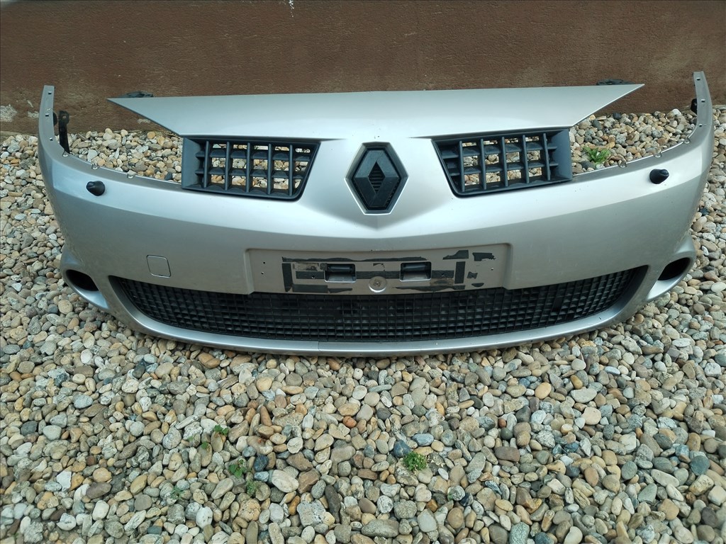 Renault Megane Rs komplett első lökhárító  2. kép