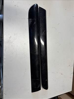 Volkswagen Golf V Bal hátsó ajtó díszléc 1k3853535ahl