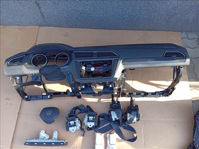 Volkswagen Tiguan III air bag szett 