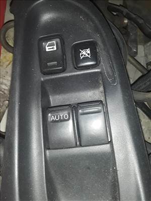 Nissan Almera N16 Ablakemelő kapcsoló 