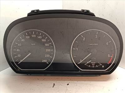 BMW 1 Kilométeróra