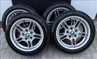 5x120 lyukosztású 17" újszerű (gyári felni) alufelni, rajta 235/45 használt Dunlop nyári gumi gumi