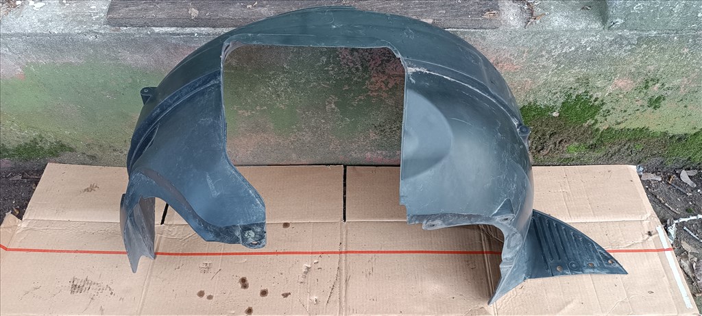Mazda 2 (ZQ) bontott alkatrészei 12. kép