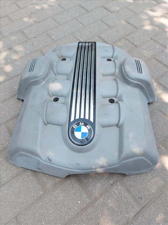 BMW 5-ös, E60, E61, 545i, 6-os, E63, E64, 645i motor felső burkolat. N62 11617547378 2. kép