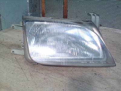 SUZUKI SWIFT 96-05 Jobb első fényszóró