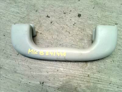 SUZUKI SWIFT 05-10 Jobb első kapaszkodó 