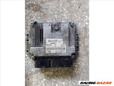 Kia Cerato motorvezérlő 391032a110