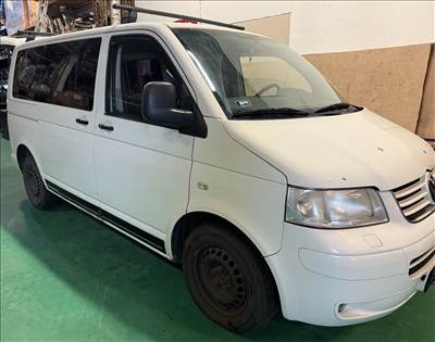  VW Transporter T5 2003-2010 2.5 TDI minden alkatrésze