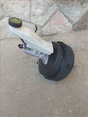 Toyota Corolla Verso (AR10) Fékrásegítő 3041 472000f030