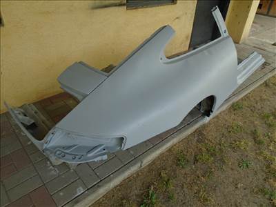Porsche 911 hátsó sárvédő eladó! 996 