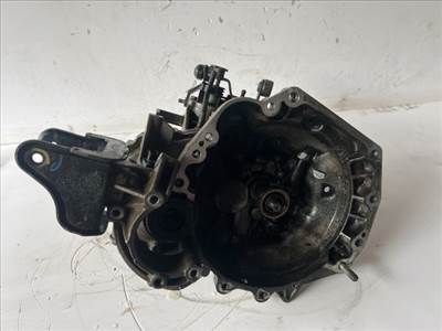 SUZUKI SWIFT III Váltó (Mechanikus)