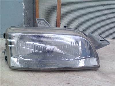 FIAT PUNTO I. Jobb első fényszóró