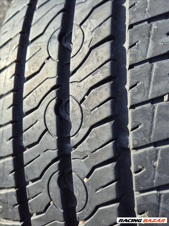 215/65 R15 C kisteherautó  gumi garnitúra eladó 6. kép
