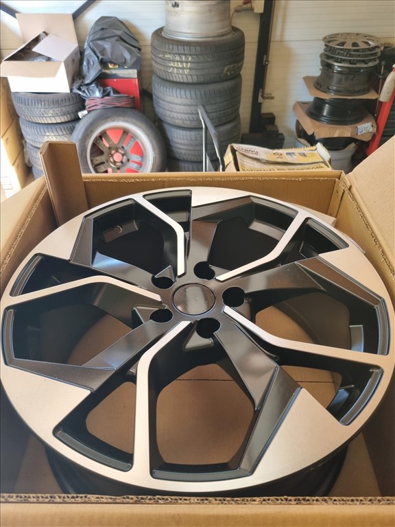  5x112 lyukosztású 8,5JJ 19" új alufelni 1. kép