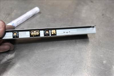 Audi A4  2001-2004 antenna erősítő  8e9035225p