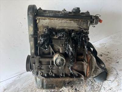 VW VENTO Motor (Fűzött blokk hengerfejjel)