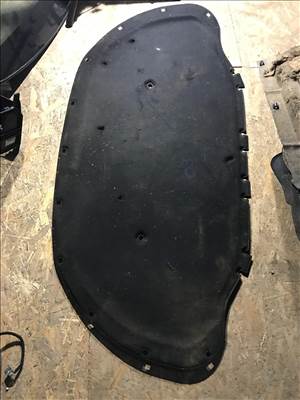 Skoda Octavia III géptető szigetelés