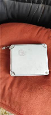 Toyota Prius (XV20) Akkumulátor vezèrlő modúl 8989047090