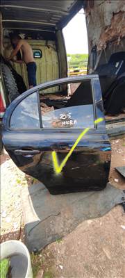 Nissan Micra VI Jobb hátsó ajtó 