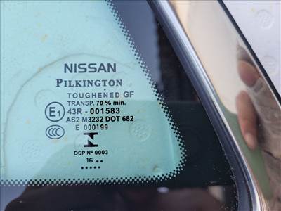 NISSAN QASHQAI Bal C Oszlop Oldalablak Üveg 43R001583 833134ea0a1a