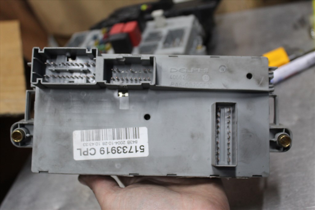 Lancia Ypsilon 2002-2006 biztosíték tábla  51754964 2. kép