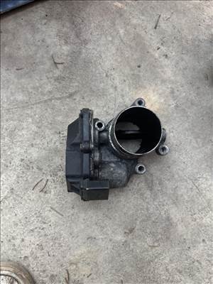 Volkswagen Passat B6 fojtószelep 03l128063e