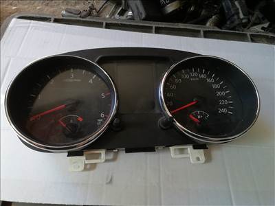 Nissan Qashqai (J10) kilométer óra  24810br51c
