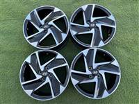 4x100 16" Hyundai gyári alufelni 6,5Jx16h2 ET48