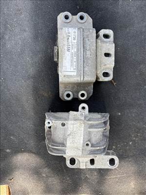 Seat Altea motortartó bak 1k0199555m