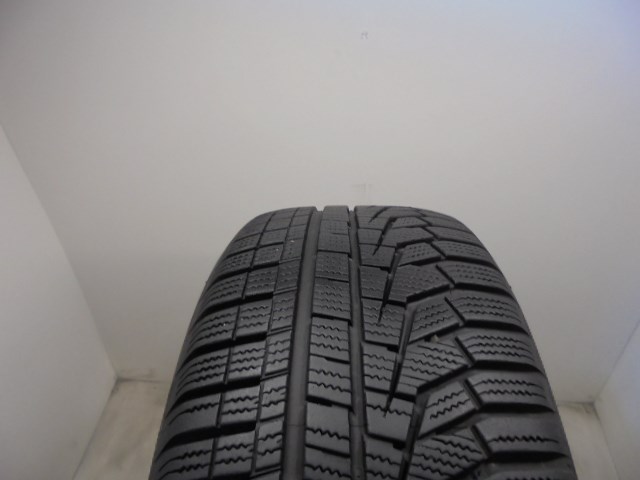 Hankook W320 Winter Icept Evo2 225/60 R17  1. kép