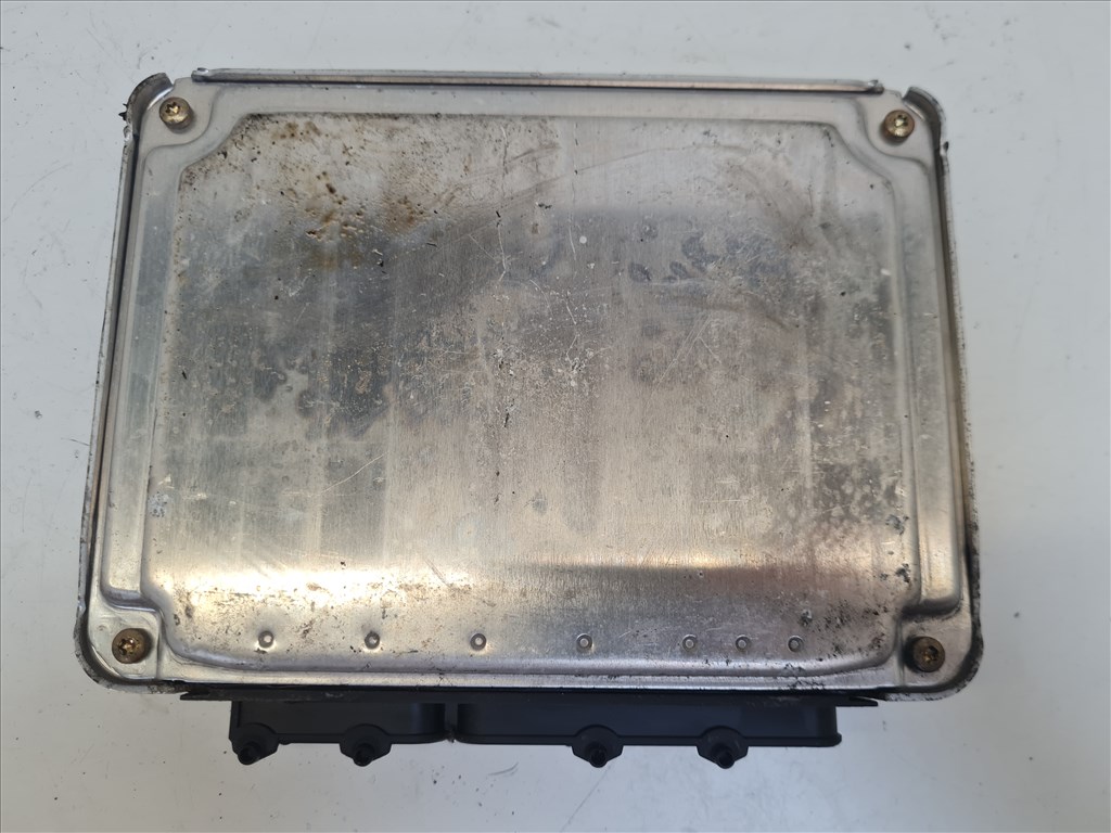 Volkswagen Golf IV 1.4 16V APE motorvezérlő (20724) 036906032 7. kép