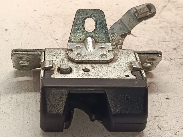 OPEL CORSA C Csomagtérajtó Zárszerkezet 1. kép