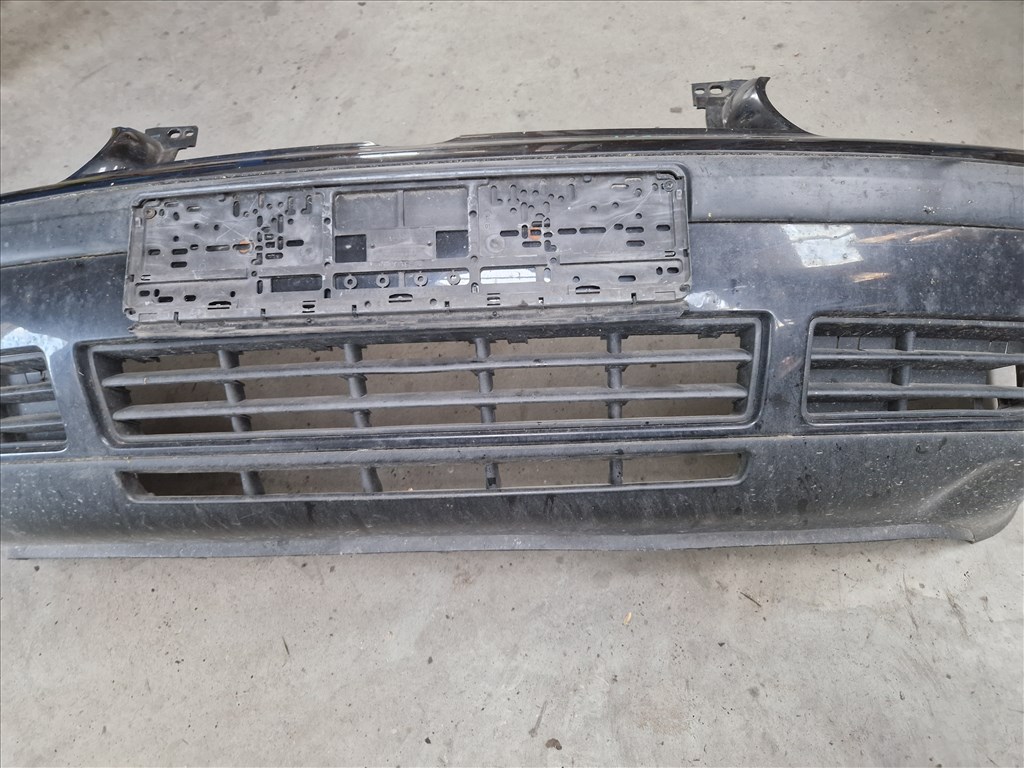 Volkswagen Golf IV első lökhárító LC9Z színkóddal (19145) 6. kép