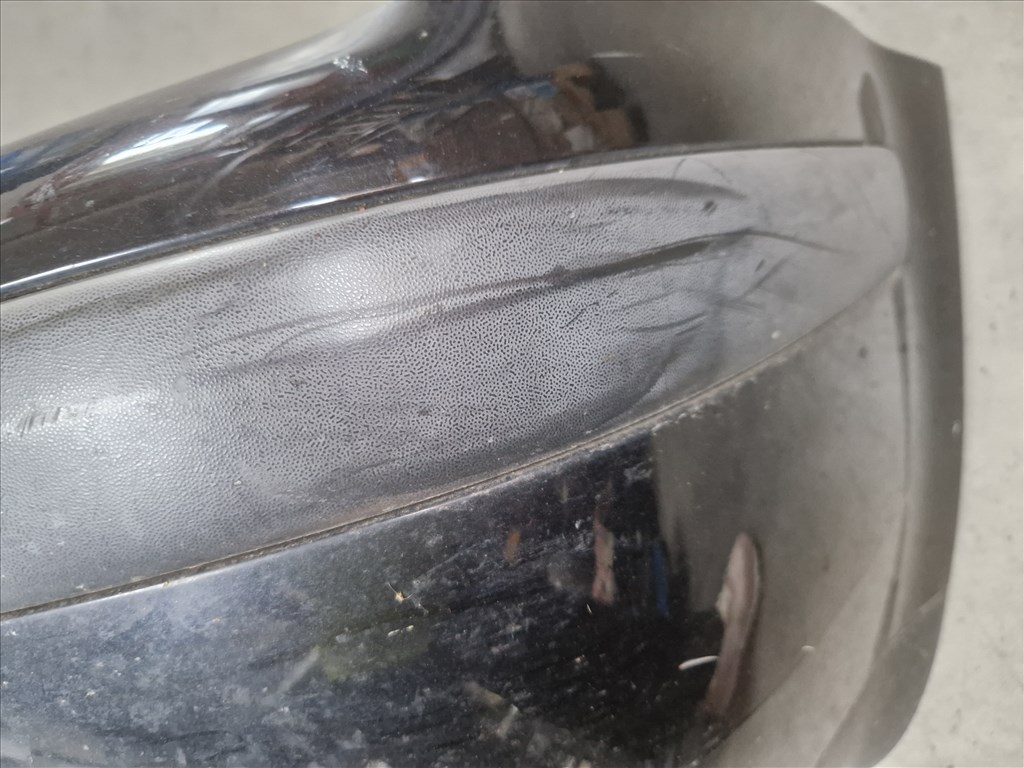 Volkswagen Golf IV első lökhárító LC9Z színkóddal (19145) 8. kép