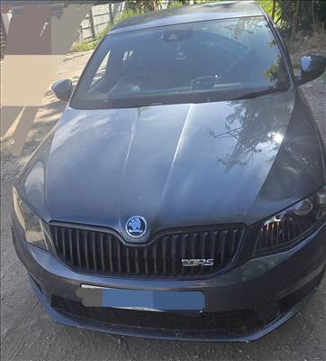 Skoda Octavia III RS 2.0CR CUNA bontott alkatrészei