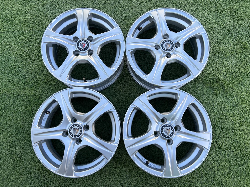 4x100 15" Platin alufelni 6Jx15h2 ET54 1. kép