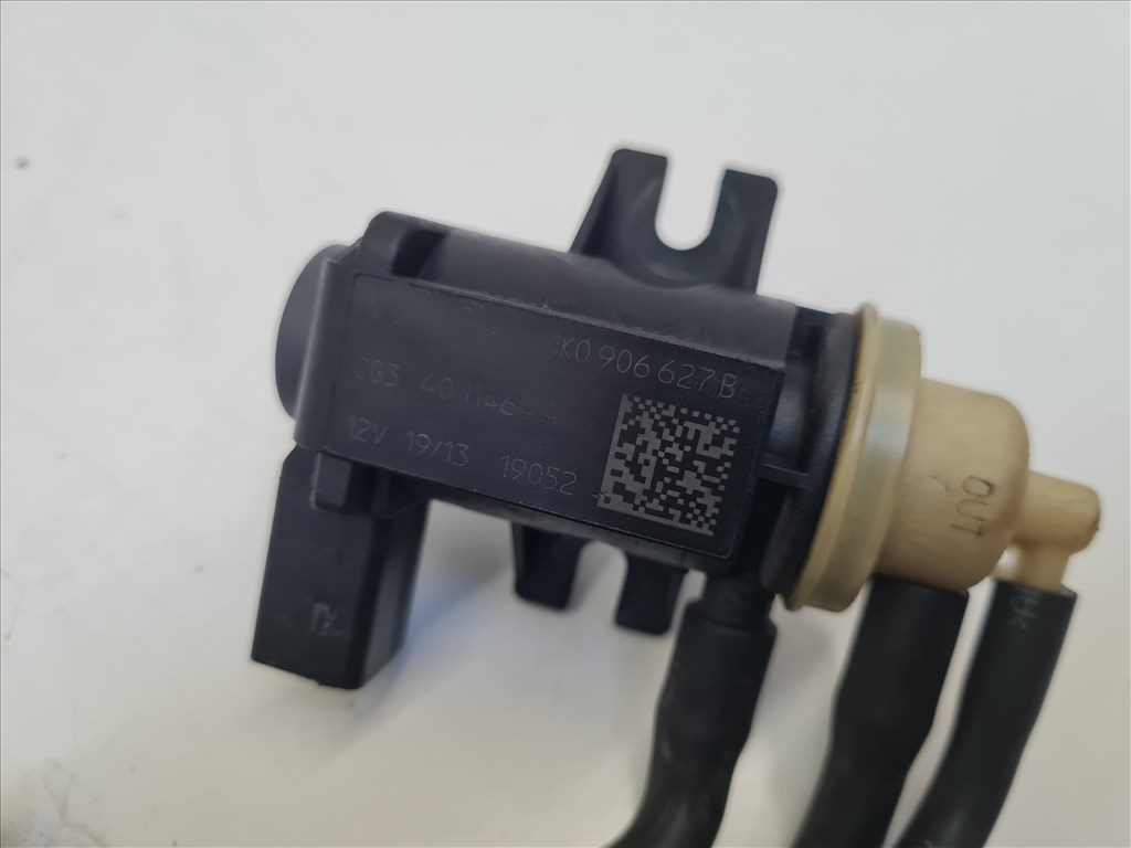 Volkswagen Golf VII 1.6 CR turbónyomás szabályzó szelep (21437) 1k0906627b 2. kép