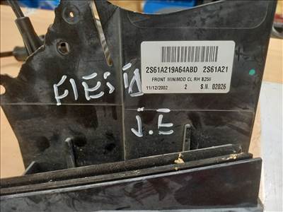 Ford Fiesta Mk5 ajtózár 