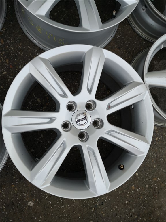 5x108 17 Gyári Volvo,Ford alufelni 145000ft a 4db/66/ 3. kép