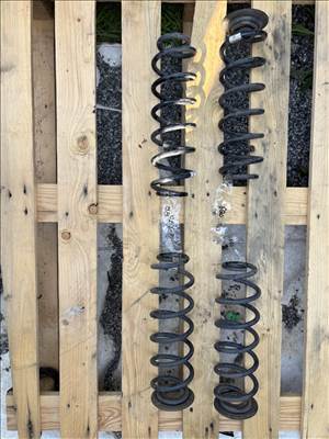 Volkswagen Golf VII Hátsó spirálrugó 5q0511121bd