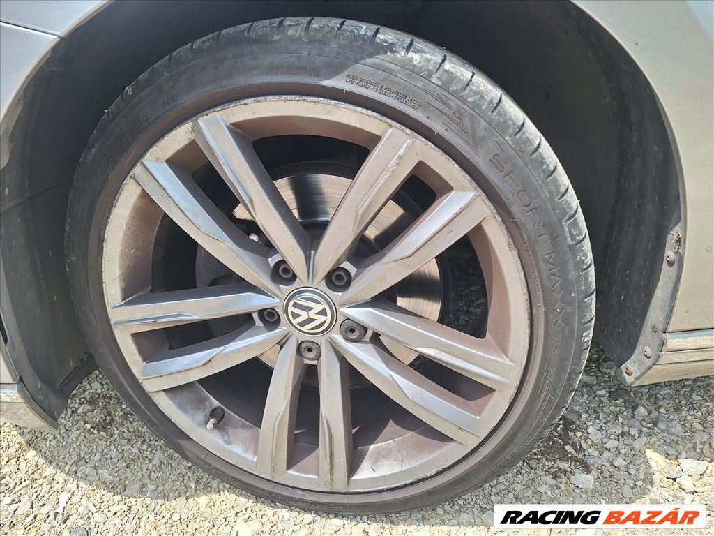 Volkswagen Passat B8 (B8) 2.0 CRL QMM DSG LB7W bontott alkatrészei 9. kép