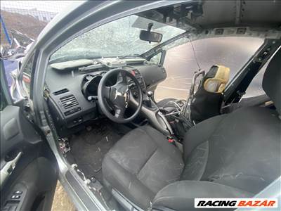 Toyota Auris (E150) óracsoport 