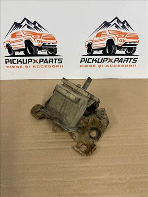Motortartó bak Nissan Navara D40