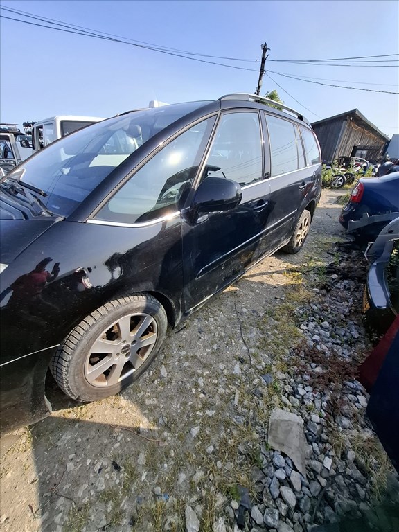 Citroën C4 Picasso I bontott alkatrészei 2. kép