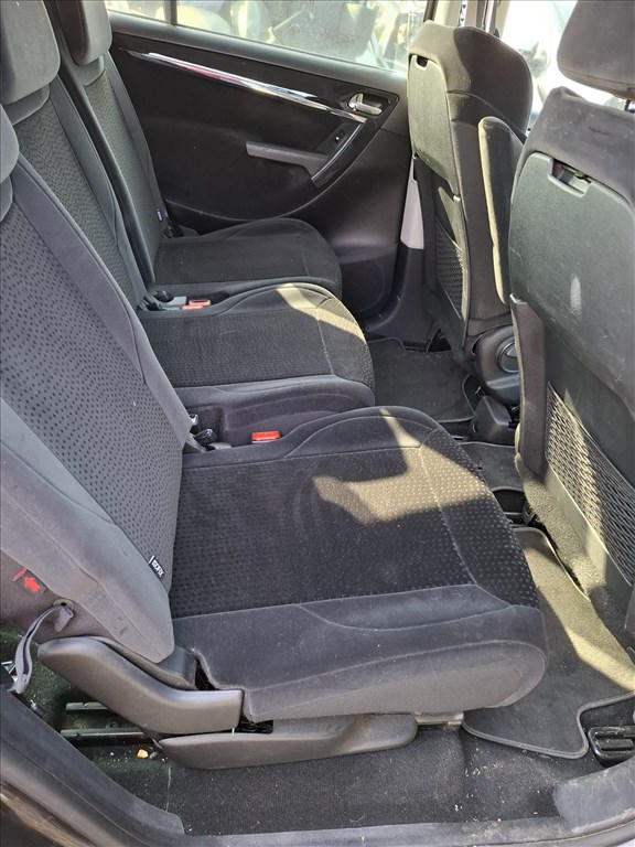 Citroën C4 Picasso I bontott alkatrészei 6. kép